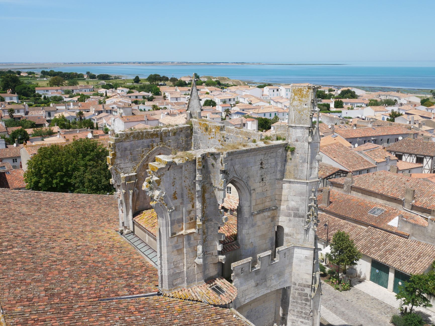 Bâchage de toiture équipe à Villeneuve-d'Ascq
